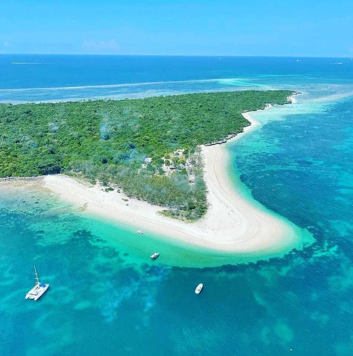 Mbudya Island sandbank